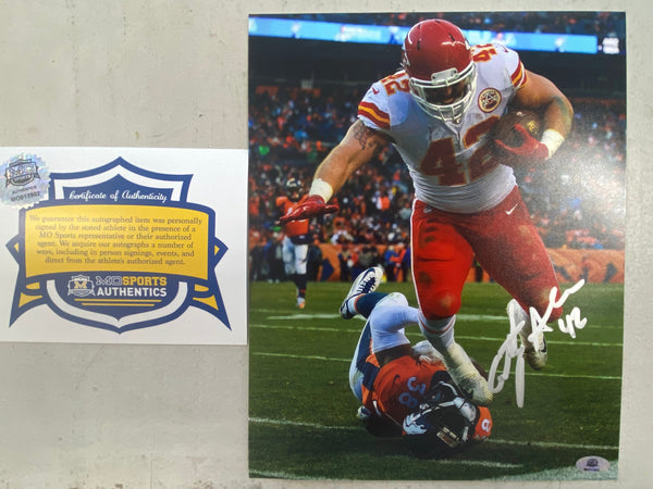 Kansas City Chiefs ANTHONY SHERMAN Signed RUNNING 8x10 Photo - COA