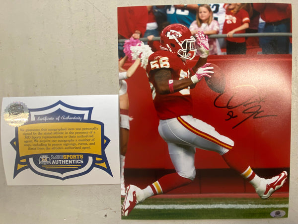 Kansas City Chiefs DERRICK JOHNSON Signed CELEBRATING 8x10 Photo - COA