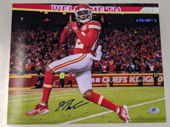 Kansas City Chiefs JuJu Smith-Schuster Signed “Custom” Jerseys BECKETT